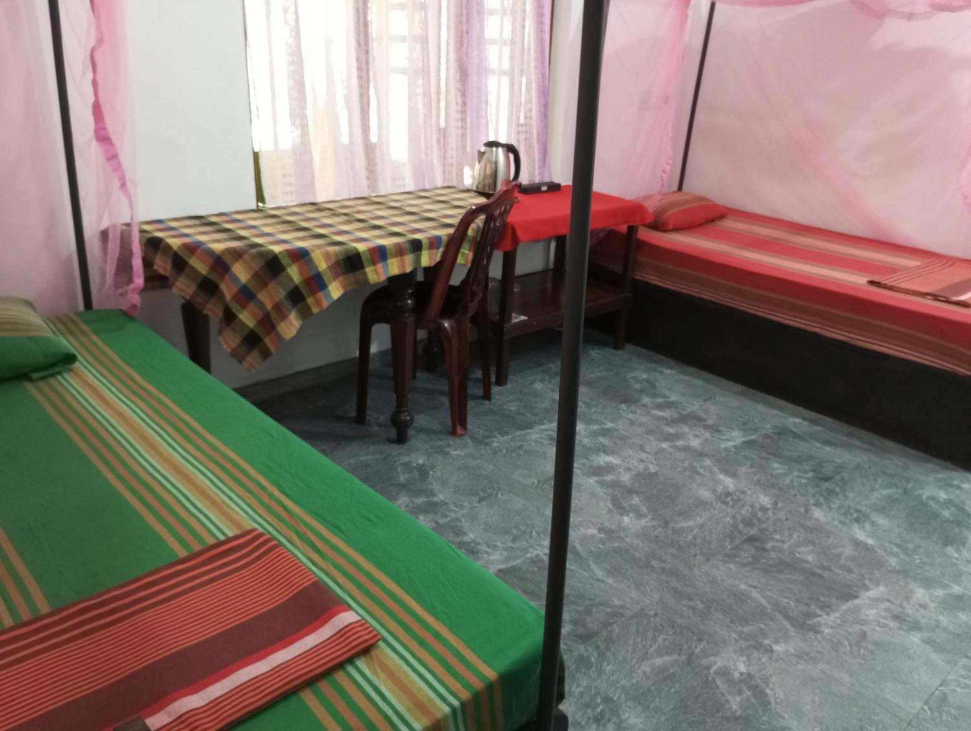 Dreams Garden Surf Lodge Midigama East Zimmer foto